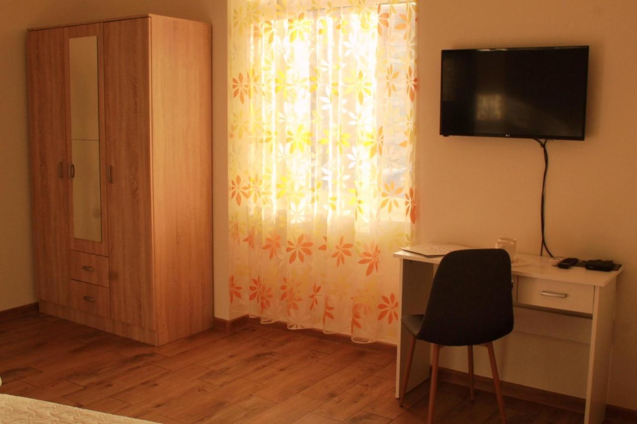 Kvija Rooms Subotica Exterior foto